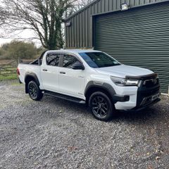 Toyota Hilux 2.8 Invincible No Vat