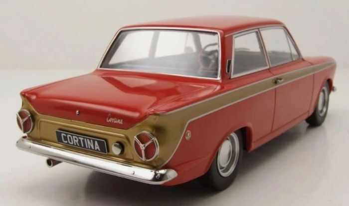 Ford Cortina MK1 Lotus 1966 - 1/18 - New In Box