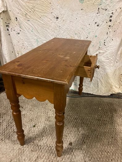 Hall / Side table