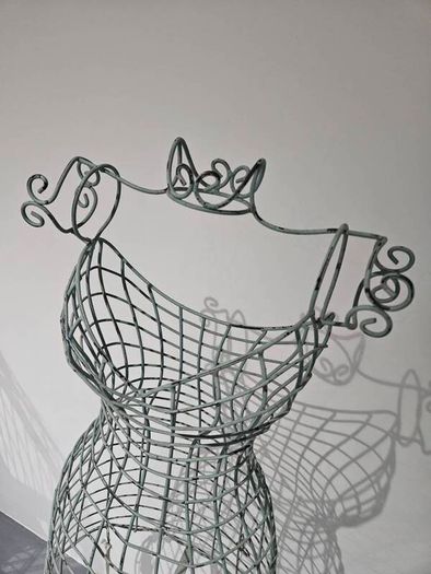 Wire Dress Mannequin