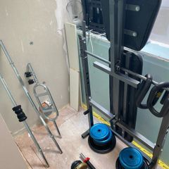 Weights bench and free weights