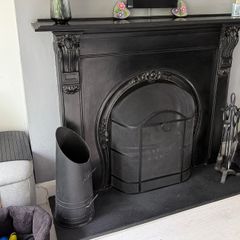 fireplace cast iron (complete, please read details)
