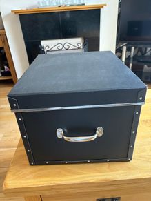 Storage box