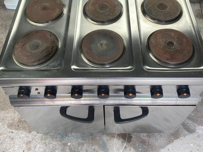 Commercial Kitchen Items