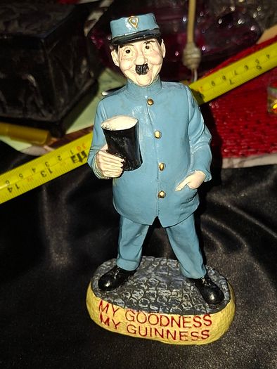 Guinness advertising figurine Zookeeper holding a pint of Guinness, My Goodness My Guinness. Postage Available or Collection