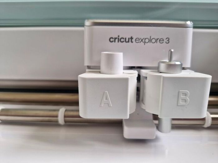 Cricut Explore 3 package deal (machine, heat press, all tools, HTV and more)