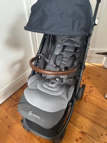 Ergobaby Metro+ Deluxe Travel Buggy