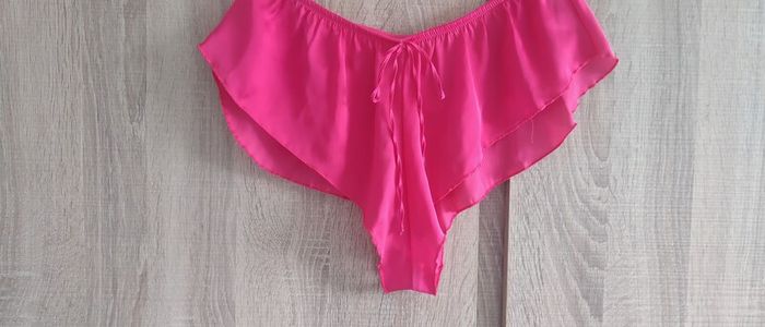 New pink satin look bottom fits UK 6  8 10