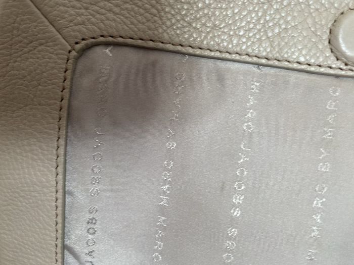 Marc Jacob's leather cross over bag