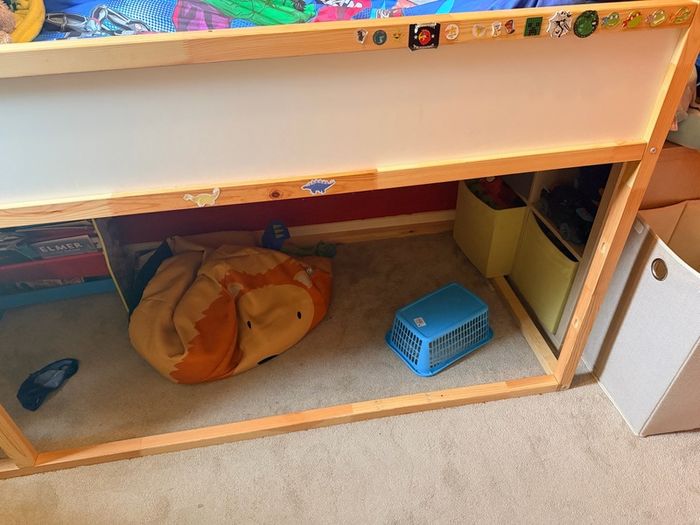 kura loft bed