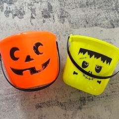 Halloween bucket