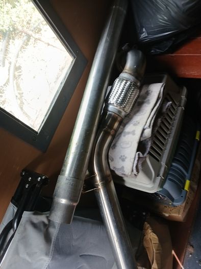 exhaust