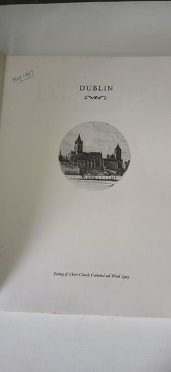 Dublin: Ninety Drawings by Brian Lalor.