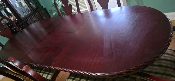 Mahagony dining table