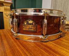Omar Hakim signature snare