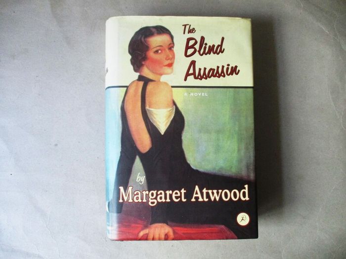 Margaret Atwood - The Blind Assassin