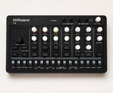 Roland T-8 Beat Machine