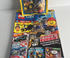 LEGO City Magazine with Bilder minifigure + buldozer