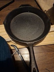 cast iron pan
