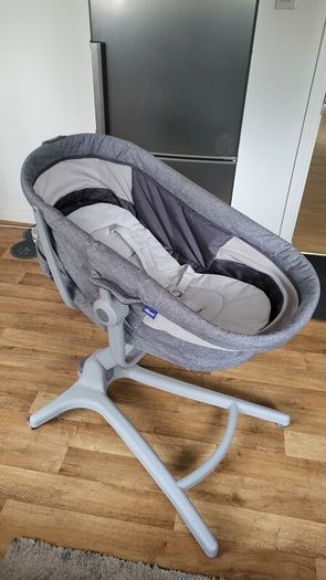 Chicco 4in1 with a tray and mattress