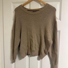 Zara Women's Beige Knit Jumper - size medium