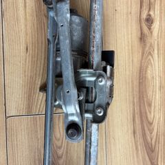 Genuine VW Scirocco Mk3 Front Windshield Wiper Motor & Linkage Assembly | 1K8955119C Bosch