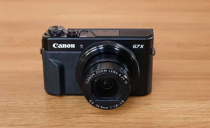 Canon PowerShot G7 X Mark II 20.1 MP Digital Camera