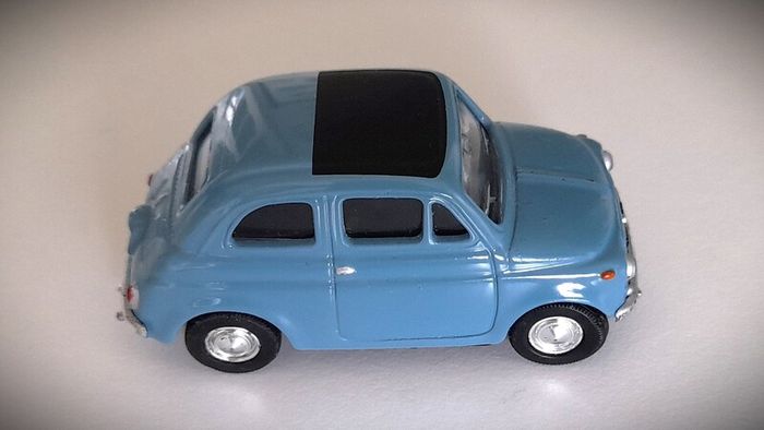 Diecast Model Fiat 500 F Berlina - del Prado Car Collection 1:43