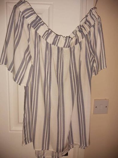 Ladies top Brand new