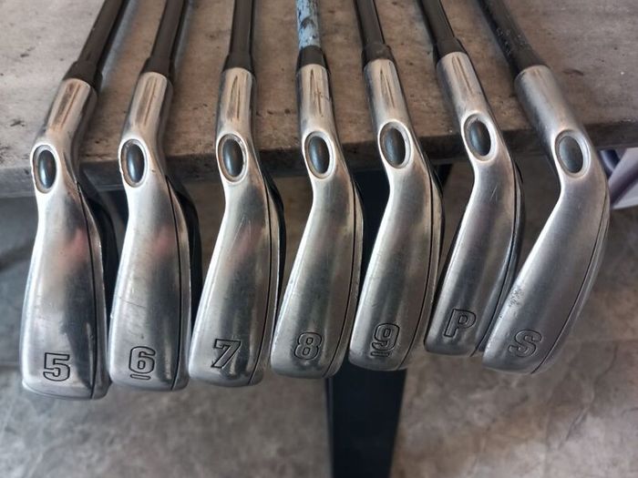 Callaway golf clubs. Right handed clubs