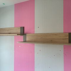 2 Shelves
