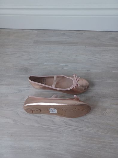 girls ballet shoes