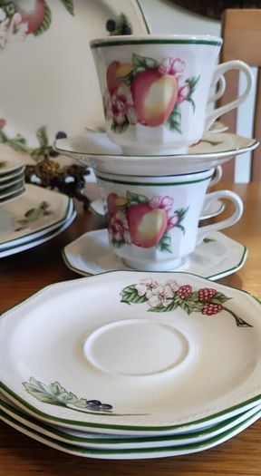 Set 20 pcs  by Churchill England, featuring a charming fruit and blossom design with a classic green rim. Beautifully made English pottery with lovely detail and quality.