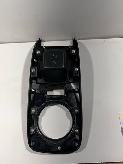 2015 Nissan Leaf Gear shifter surround trim plastic A1l1b54g