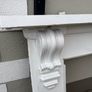 Cast iron mantlepiece and inset. Image 2