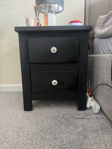 Bedside Lockers (x2)