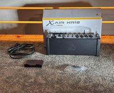 Behringer XR12