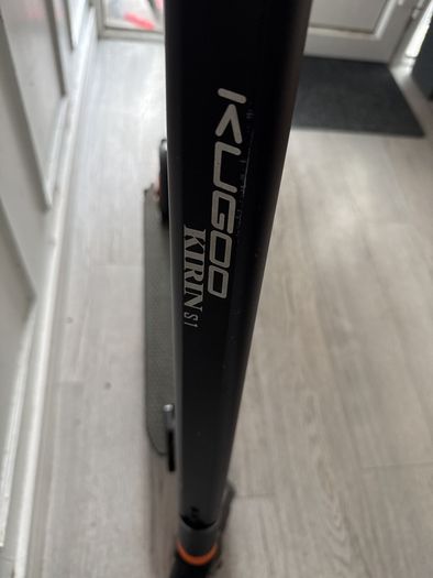 electric scooter