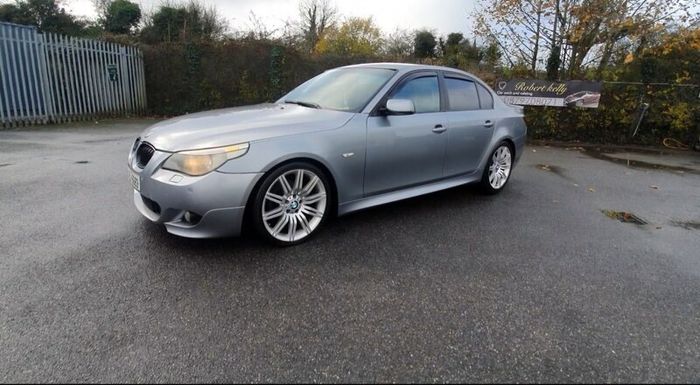 BMW 5-Series 2004 E60 manual