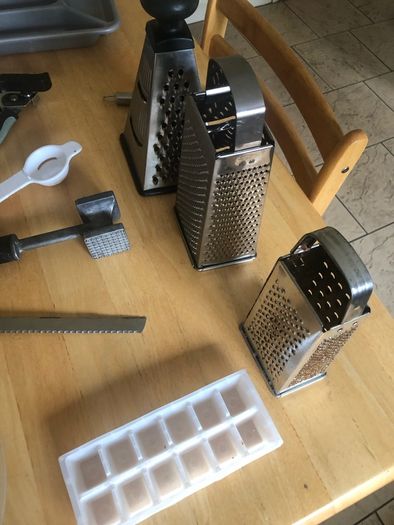 Mix of kitchen utensils