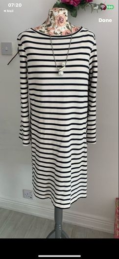 dress street one stripe stress size 12