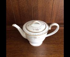 Noritake China teapot Barton Pattern