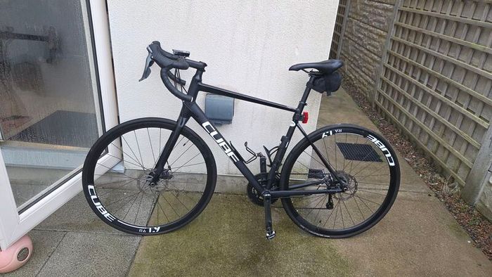 Cube Attain Road Bike