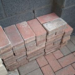 Cobblelock bricks