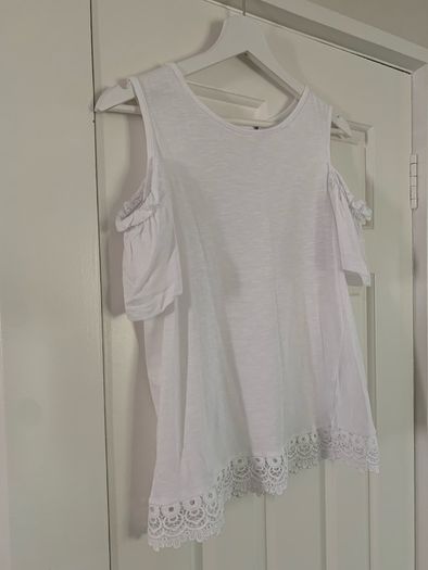 White Lace Cold Shoulder Top