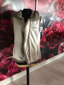 Regatta sleeveless jacket size 18