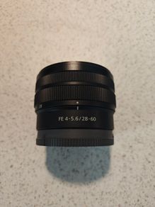Sony FE 28-60mm f/4-5.6 Full Frame Lens - Excellent Condition