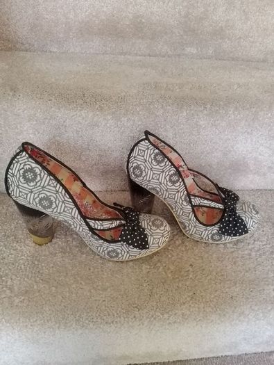 Designer Size 5  Reduced