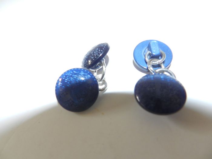 Cufflings