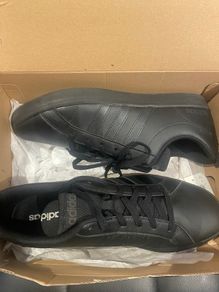 Adidas : Black Skateboard